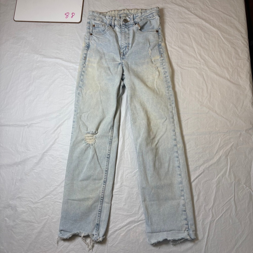 H&M Divided Light Wash Distressed Denim Jeans Womens Size‎ 2 Straight